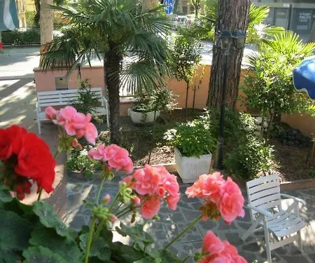 Garnì Anna Hotel 3*