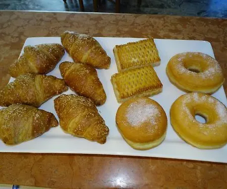 Garni Anna Τσέρβια