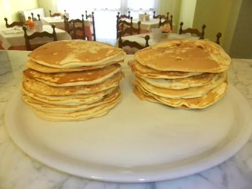 Garni Anna Τσέρβια