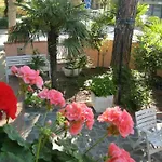 Garni Anna Hotel 3*