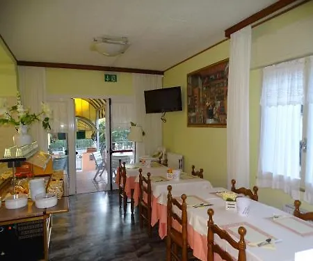 Garnì Anna 3* Cervia