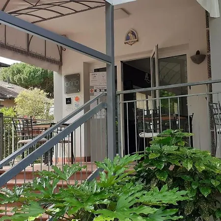 Hotell Garnì Anna 3*