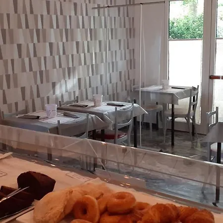Garnì Anna 3*