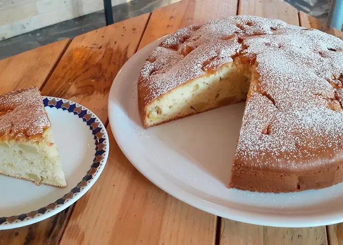 Garni Anna فندق 3*